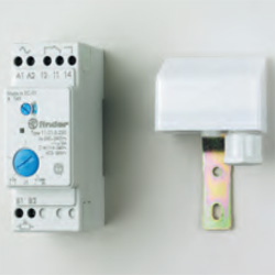 Модульное фотореле Finder с 1NO контактом 230V 16А