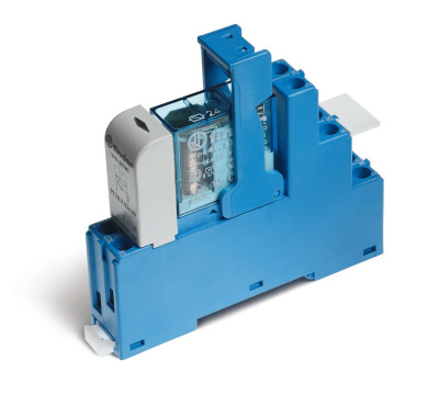 Интерфейсный модуль, электромеханическое реле; 2CO 8A; контакты AgNi; питание 12В DC (чувствит.); категория защиты IP20; винтовые клеммы